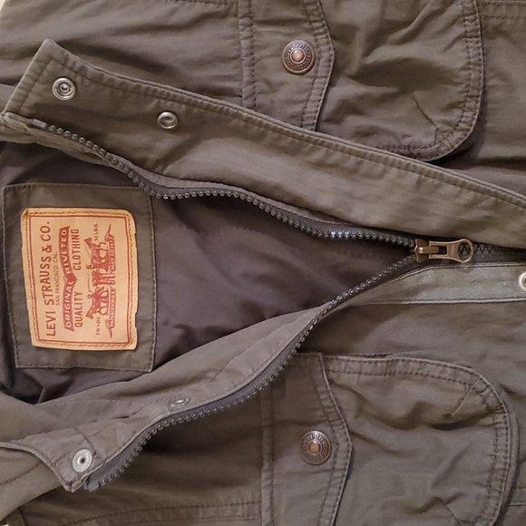 Levi's Denim Jacket Living Legend Sleeve Patch Distressed Militarycore - Picture 3 of 9